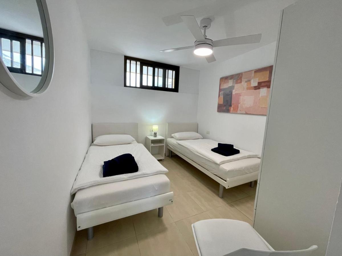 Achacay Sunset Apartment Лос Кристианос Экстерьер фото