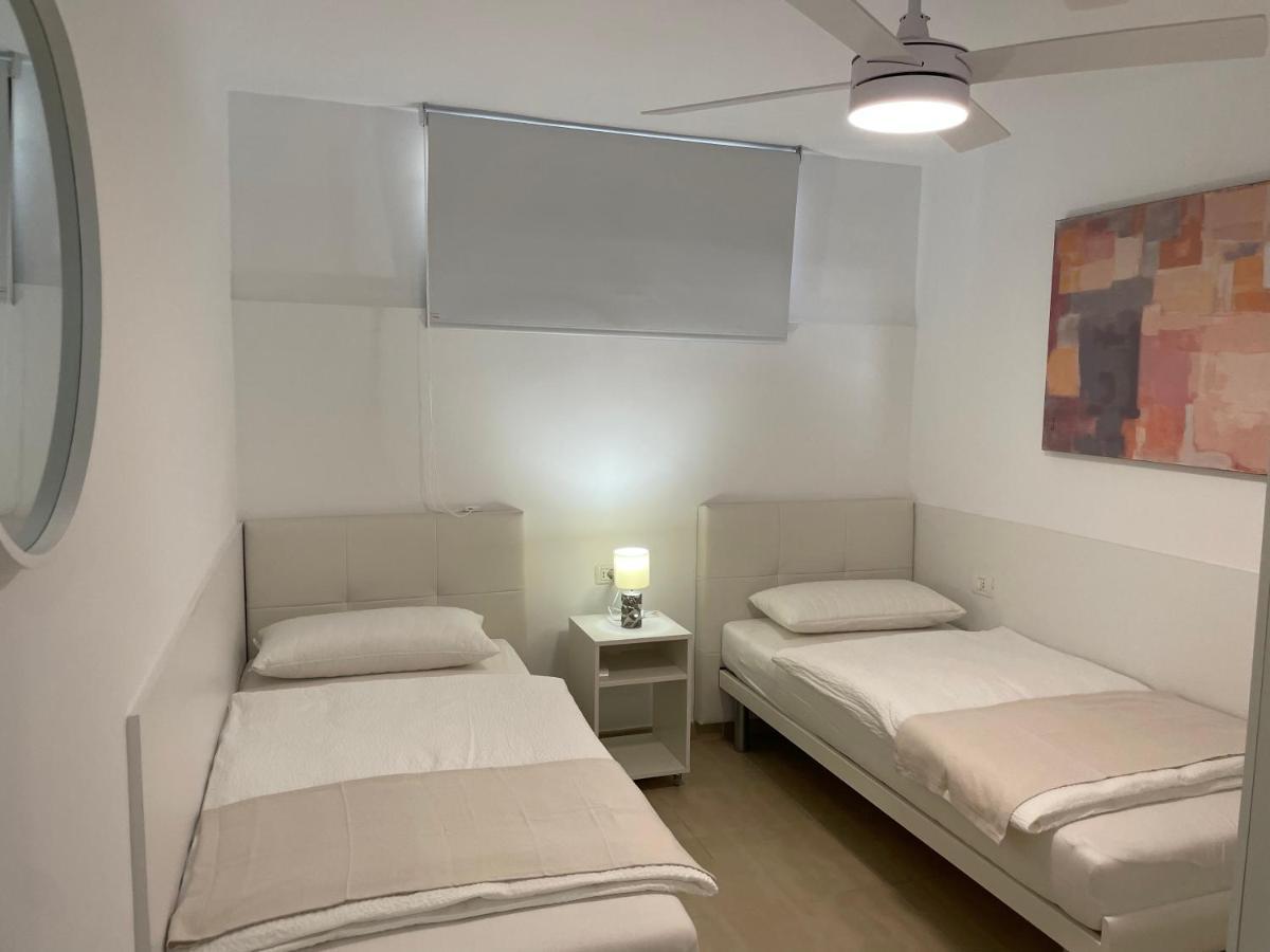 Achacay Sunset Apartment Лос Кристианос Экстерьер фото